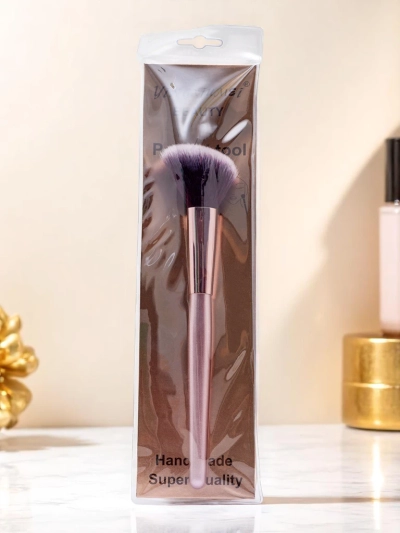 Konturen-Make-up-Pinsel