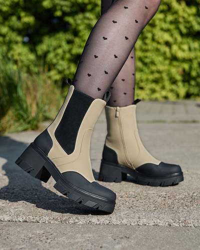 Royalfashion Damen matt beige Bevta Stiefel mit flachem Absatz