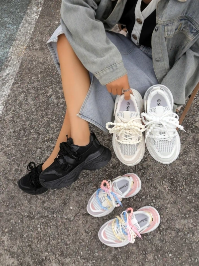 Royalfashion Damen sportliche Sneakers auf dickerer Sohle Loness