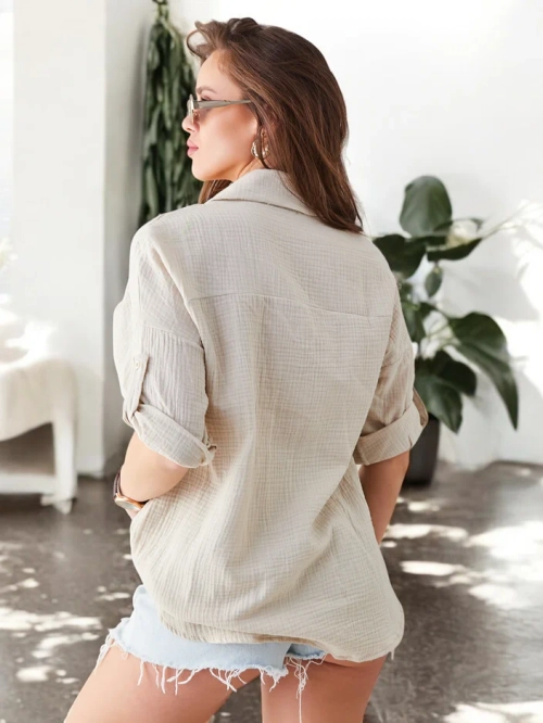 Роялфешн бавовняна жіноча сорочка із тисненням, вирізом у формі V та рукавами 3/4