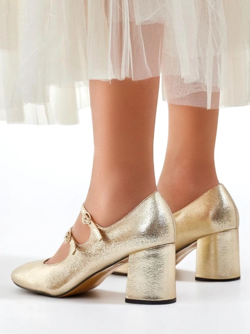 Royalfashion Жіночі лаковані туфлі на підборах з ременями Ovinna