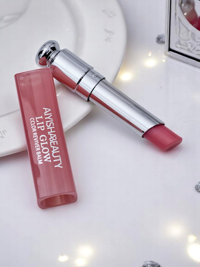 Feuchtigkeitsspendender Lippenstift-Balsam in der Farbe Raspberry Pink