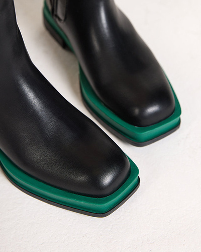 Hohe Damenstiefel mit eckiger Kappe in Schwarz und Grün Litepi - Schuhe