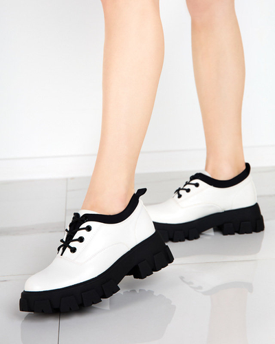 OUTLET Damenschuhe aus Kunstleder in weiß Ozud-Footwear