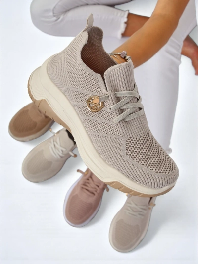Damen-Sneaker Royalfashion Selene – bequeme weiße Schuhe mit flacher Sohle