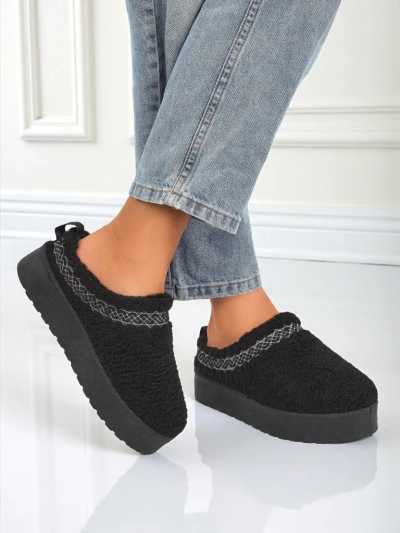 Короткі жіночі черевики а-ля снігоходи з кожушком Frost Veil