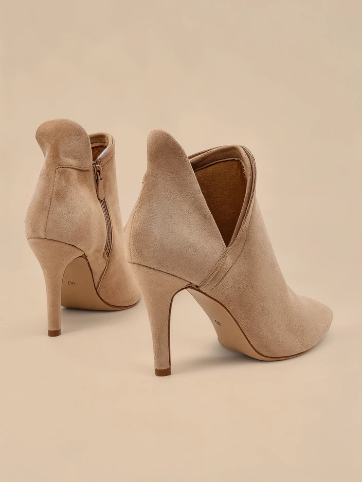 Hellbraune Damenstiefel auf einem Stilett Annalisa - Schuhe