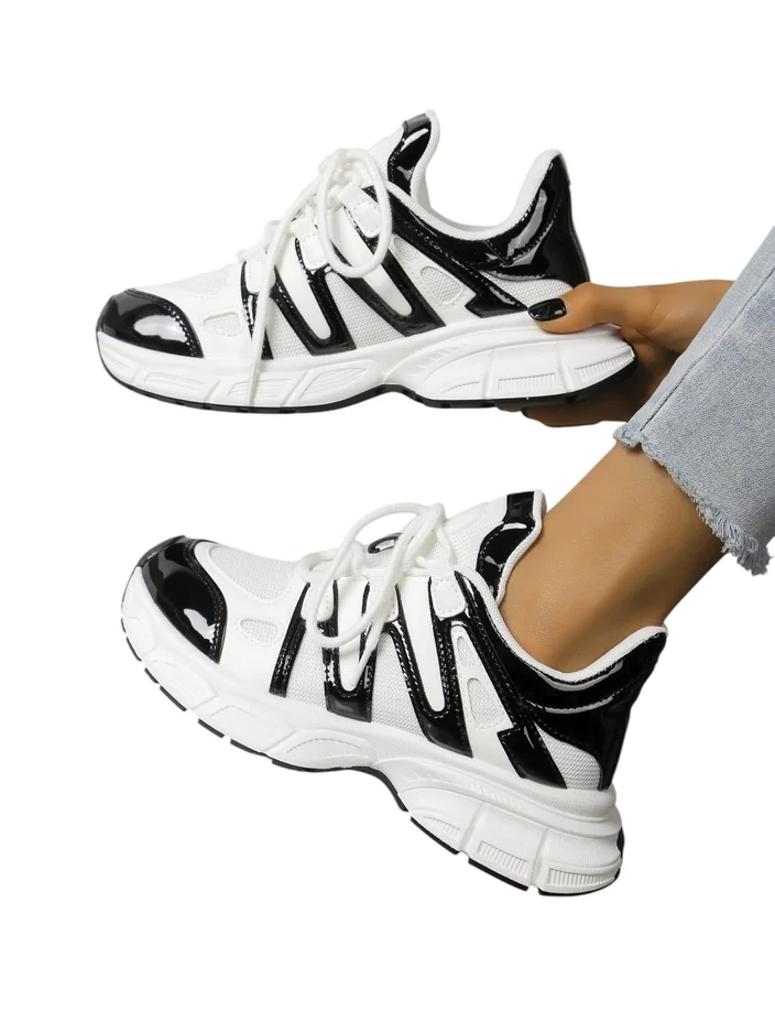 Royalfashion Damen sportliche Sneakers auf dickerer Sohle Loness