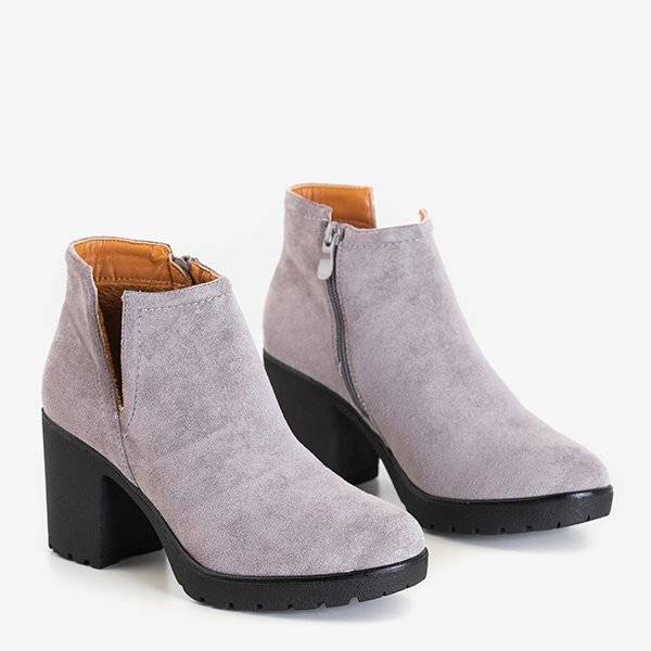 OUTLET Hellgraue, isolierte Damenstiefel auf dem Ryoko Post - Footwear