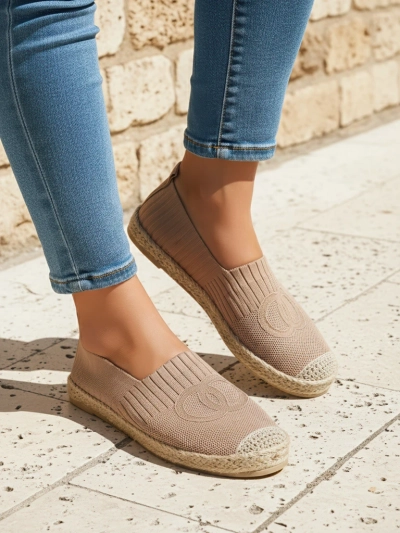 Damen Espadrilles Callisto hellbraun flacher Absatz ökologisches Leder