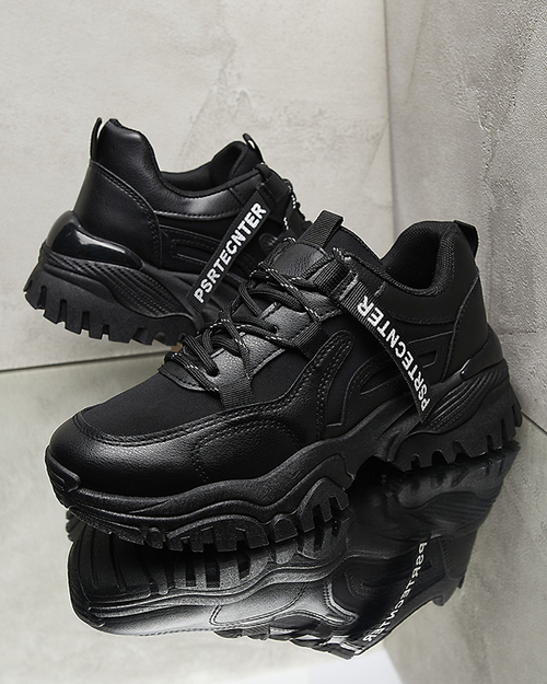 Чорні жіночі спортивні кросівки Evilpo- Footwear