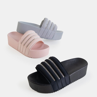 OUTLET Рожеві жіночі тапочки на платформі з фіанітами Rondi - Взуття