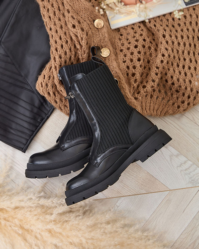 Жіночі черевики Royalfashion на плоскому каблуці чорного кольору Teviuse