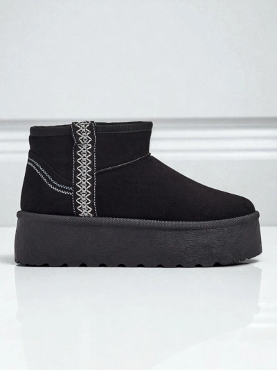 Kurze Damenstiefel a'la Schneestiefel Althea