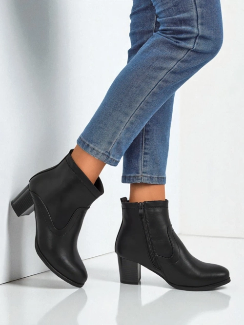 Жіночі ботильйони з еко шкіри на підборах Lunar Crest