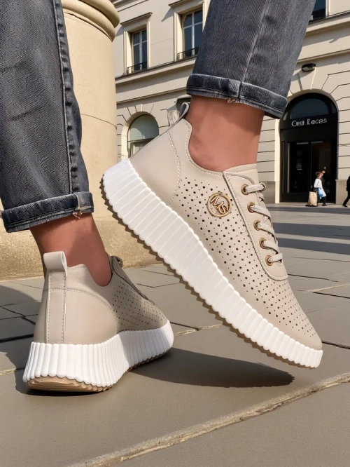 Royalfashion Жіночі спортивні кросівки на шнурівці Jovenes