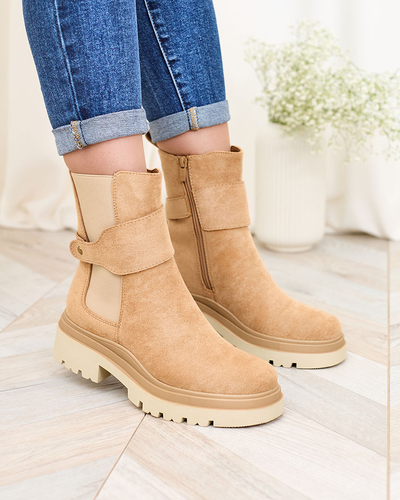 Royalfashion Hellbraune Damenstiefel mit Zierriemen Doasa