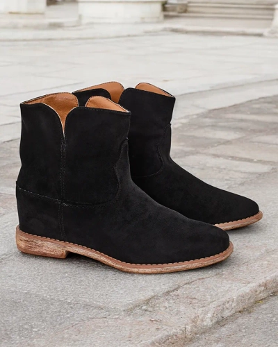 Kuhfashion Cowboy-Stiefel auf einem überzogenen Keilabsatz Blueston