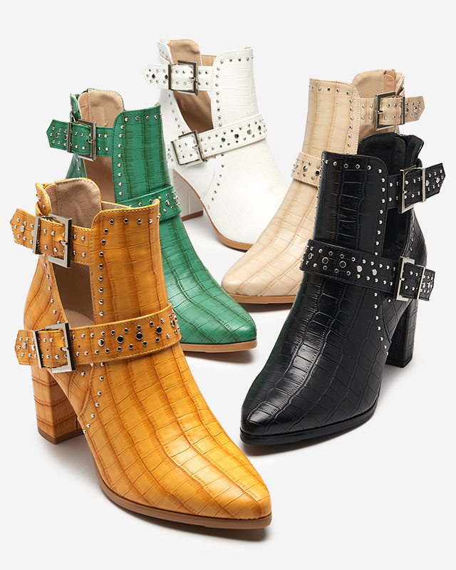 Schwarze Stiefel auf dem Pfosten mit Ausschnitten und Masieo-Schnallen - Schuhe