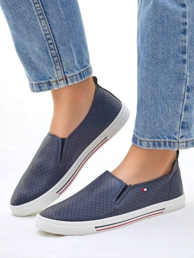 Royalfashion Damen perforierte Slipper Vielles