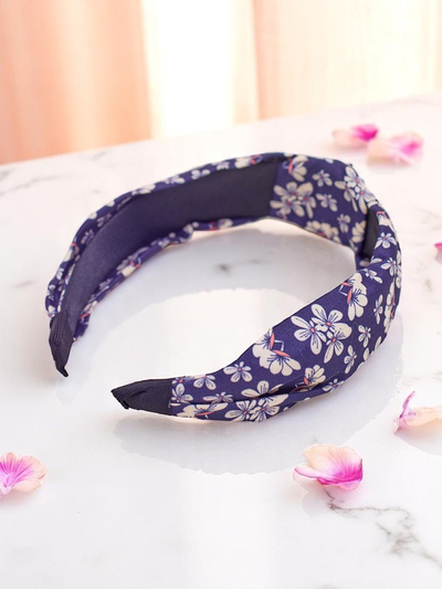 Royalfashion Haarband mit geflochtenem Blumenmuster Florinda