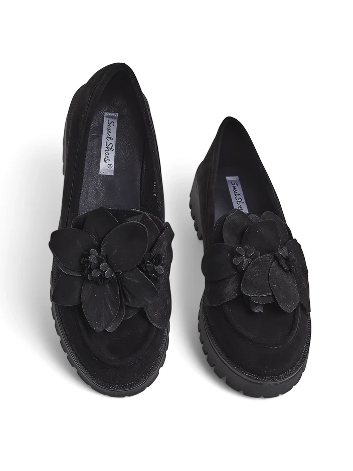 Royalfashion Eco-Suede Damenmokassins mit einer Floverse-Blume