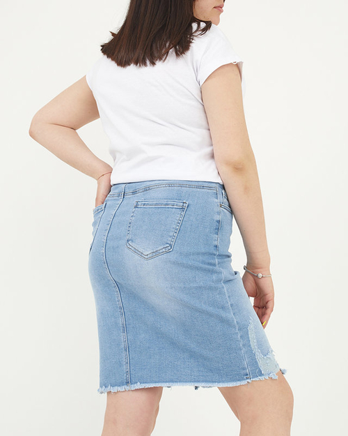 Біла жіноча футболка з принтом MY DREAMS PLUS SIZE