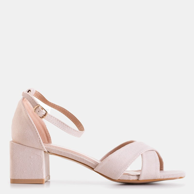 Beige Damensandalen auf niedrigem quadratischem Pfosten Cefernia - Schuhe