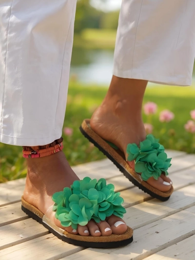 Royalfashion Damen Pantoletten mit Blümchen Flora Soft