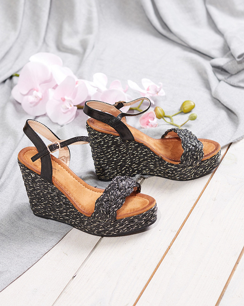 Жіночі чорні босоніжки із золотою ниткою на танкетці Carea-Shoes