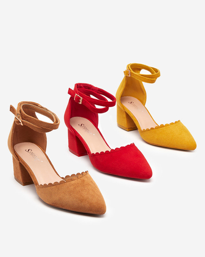 OUTLET Kamelsandalen aus Öko-Wildleder für Damen auf der Ametis-Post - Schuhe