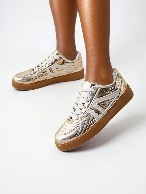 Royalfashion Жіночі спортивні кросівки Mettali