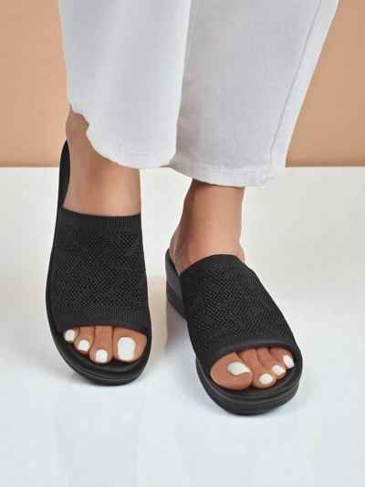 Royalfashion Damen Sandalen mit kleinem Keilabsatz Elara