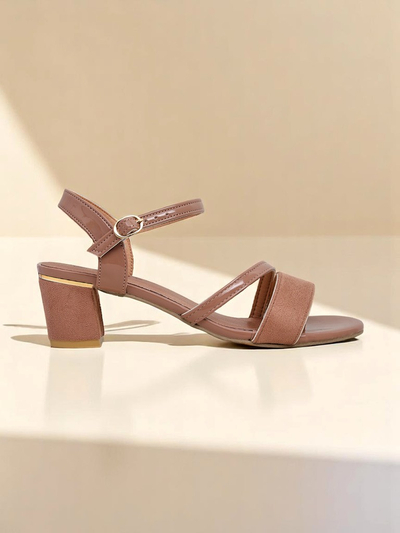 Royalfashion Lackierte Damen Sandaletten mit niedrigem Absatz Grace Gloss