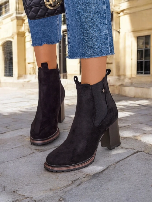 Жіночі еко-замшеві чоботи до щиколотки Royalfashion на підборі Idilla