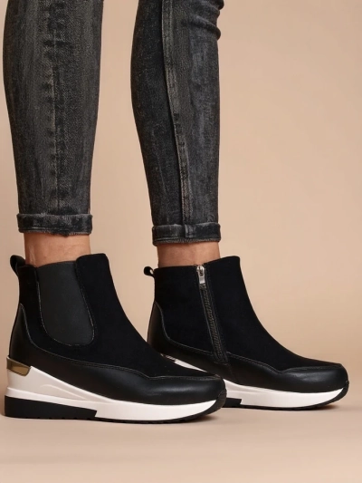 Royalfashion Damen Stiefeletten auf einem versteckten Keil Zafico