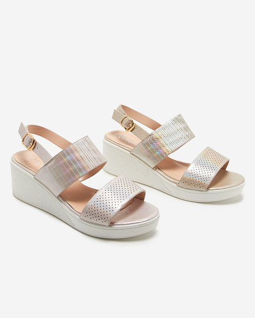 Рожеві жіночі босоніжки на танкетці Velmisa - Взуття