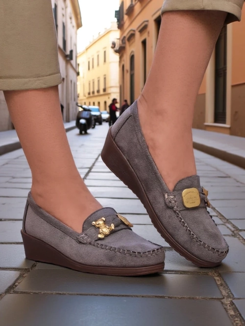 Royalfashion Жіночі мокасини на низькому підборі Mollan