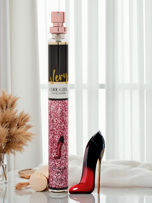 Натхненна Жіноча парфумована вода Very Cool Girl Glam