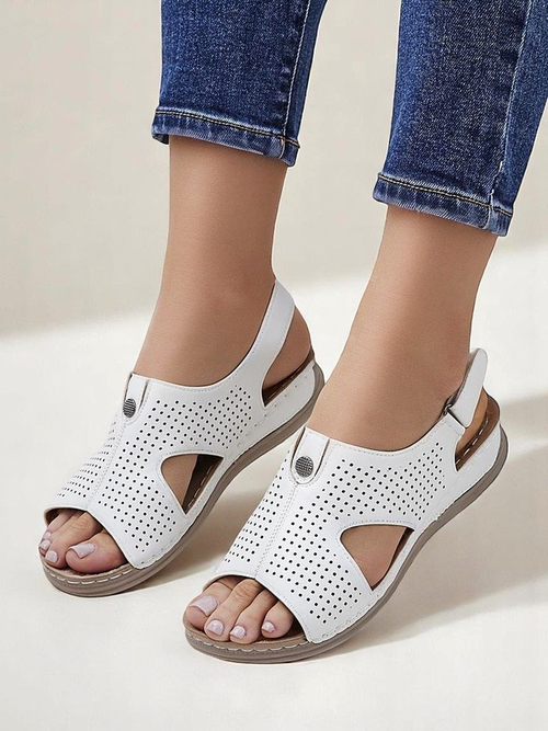 Royalfashion Жіночі ажурні сандалі Leminni