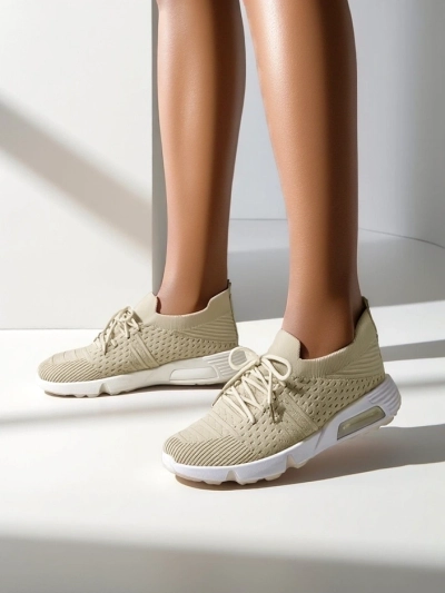 Royalfashion Жіночі кросівки на резинці Terrifa