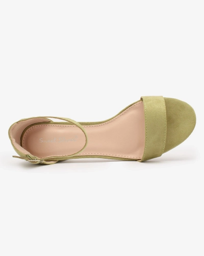 Royalfashion Grüne Damen-Sandalen mit niedrigem Absatz Mesteri