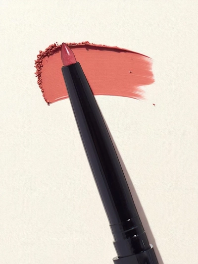 Lippenkonturenstift in der Farbe Soft Raspberry
