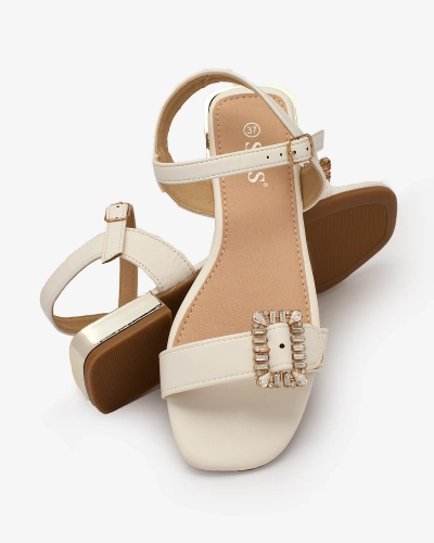 OUTLET Royalfashion Weiße Damen-Sandalen mit Verzierung Mesirri