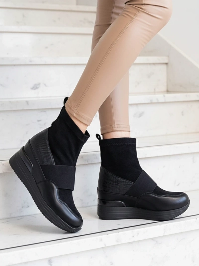 Schwarzer Damen-Slipper mit Prägung Keleda - Footwear