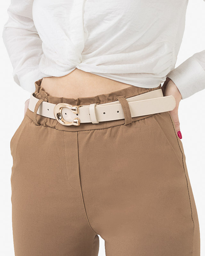 Beigefarbener Damengürtel mit goldener "C"-Schnalle - Accessoires