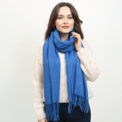 Großer warmer Schal in Kobalt mit Quasten - Accessoires