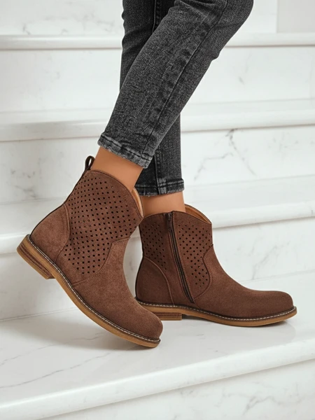 Royalfashion Damen Stiefeletten mit Ajourmuster Toffas