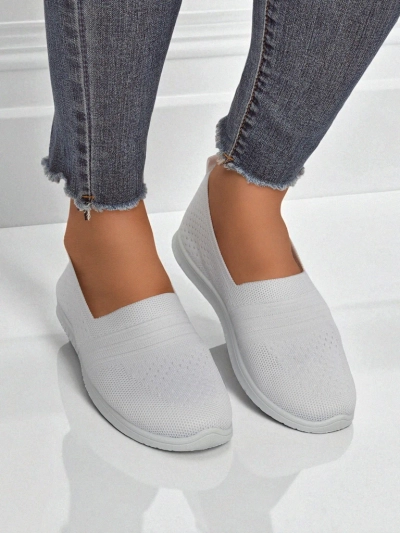 Weiße Damen-Ballerinas Ariadne aus atmungsaktivem Stoff mit flacher Sohle