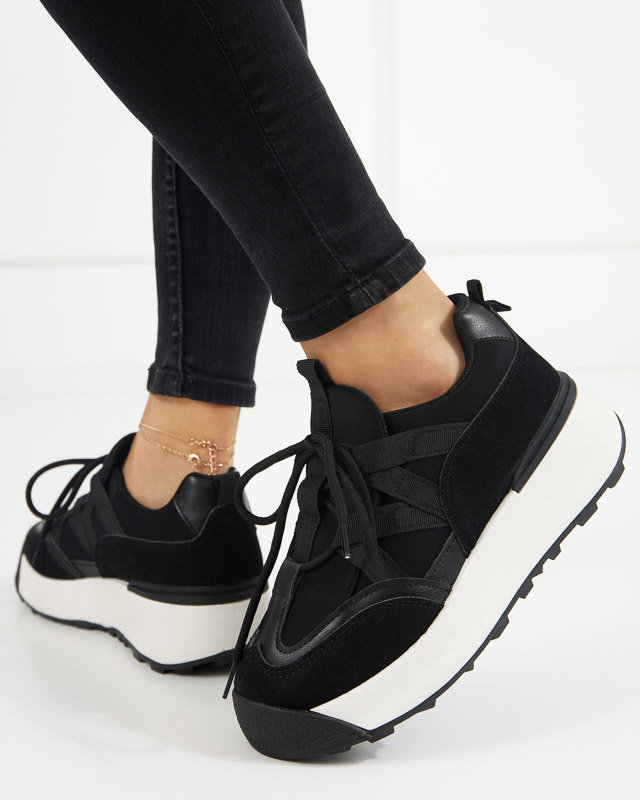 OUTLET Schwarze Damen-Sportschuhe mit höherer Sohle Kanislo - Footwear